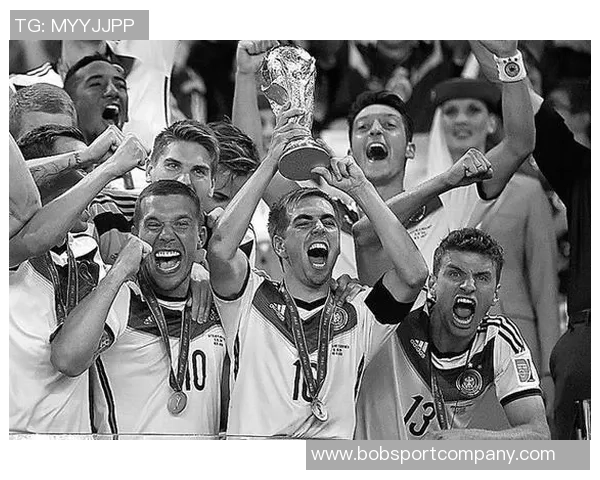 德国队庆祝拉姆42岁生日回顾其113场国家队历程与2014年世界杯辉煌