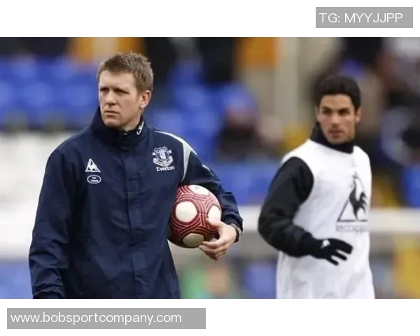 弗兰克无需提醒埃泽身份因卡皮耶迅速适应球队氛围