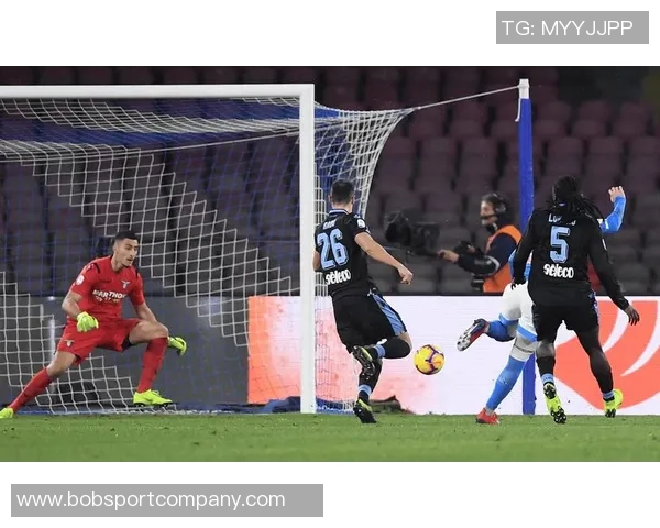 米兰对阵那不勒斯意超杯首发阵容分析莱奥缺阵洛博特卡首发出战