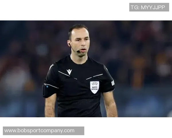 法国裁判部门组织VAR模拟演练9家法甲俱乐部积极参与提升裁判水平