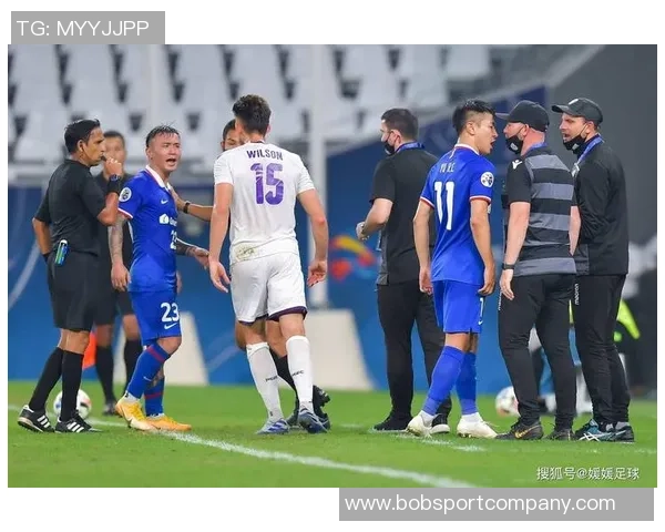 乌拉圭联赛门将禁区内起脚破门引发普斯卡什奖热议